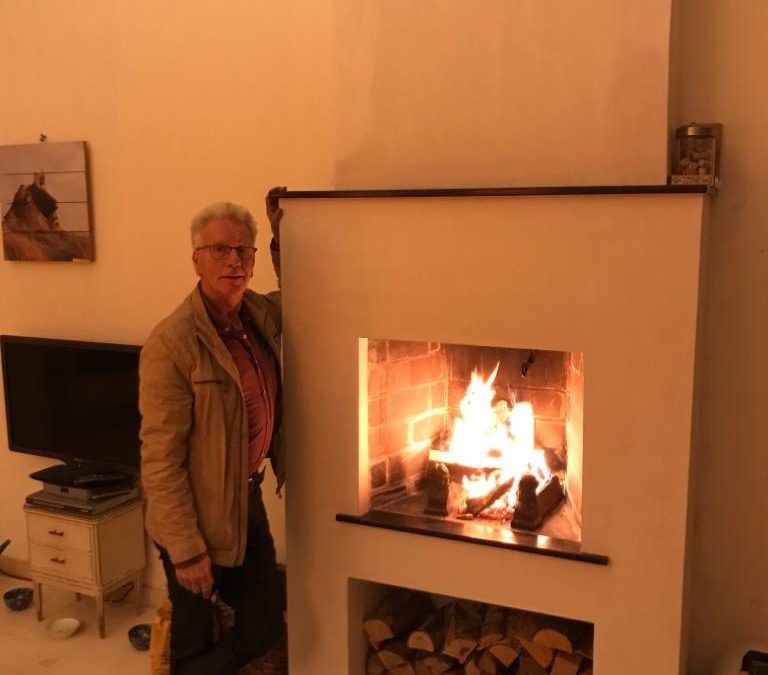 Verhoogde gestuukte haard